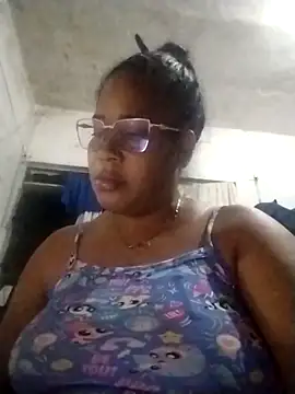 Snapshot of Big_ass_submissive chatting on 18, 10, 2025 Big ass submissive online show from 18, 10, 2025