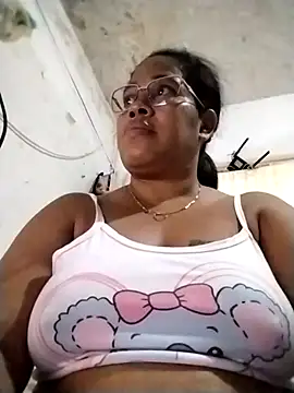 Snapshot of Big_ass_submissive chatting on 1, 11, 2025 Big ass submissive online show from 1, 11, 2025