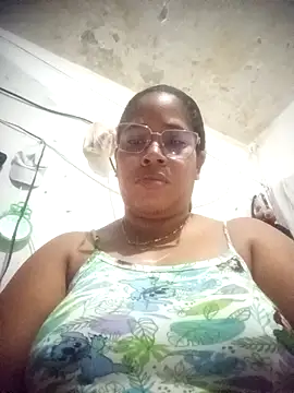 Snapshot of Big_ass_submissive chatting on 5, 11, 2025 Big ass submissive online show from 5, 11, 2025