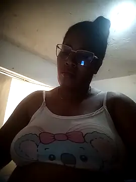 Snapshot of Big_ass_submissive chatting on 15, 11, 2025 Big ass submissive online show from 15, 11, 2025