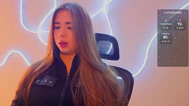 Snapshot of evapuffy chatting on 17, 11, 2025 evapuffy online show from 17, 11, 2025