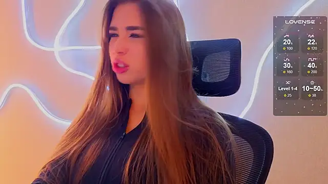 Snapshot of evapuffy chatting on 20, 11, 2025 evapuffy online show from 20, 11, 2025