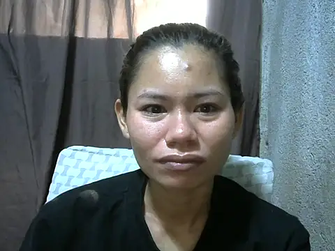 Sweeetgurll online show from 4, 3, 2026