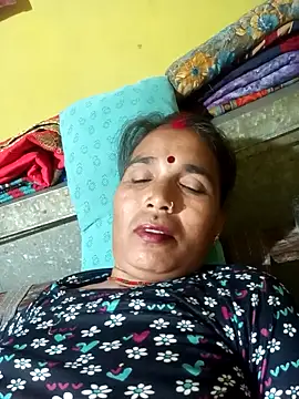 Snapshot of Monika_thakurr chatting on 28, 9, 2025 Monika thakurr online show from 28, 9, 2025