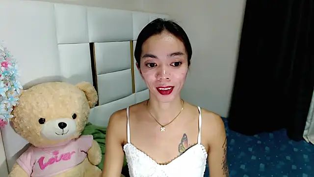 diamondnaked  online show from 20, 9, 2025