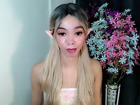 diamondnaked  online show from 31, 10, 2025