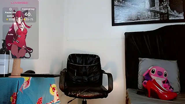 Snapshot of Natasha_clifford chatting on 27, 11, 2025 Natasha clifford online show from 27, 11, 2025