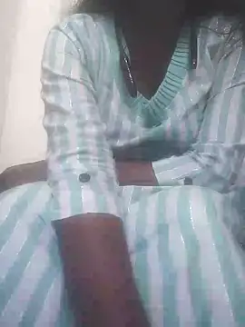 Snapshot of hotmahitha chatting on 10, 5, 2026 hotmahitha online show from 10, 5, 2026