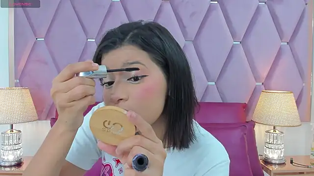 MaskedGirl  online show from 28, 11, 2025