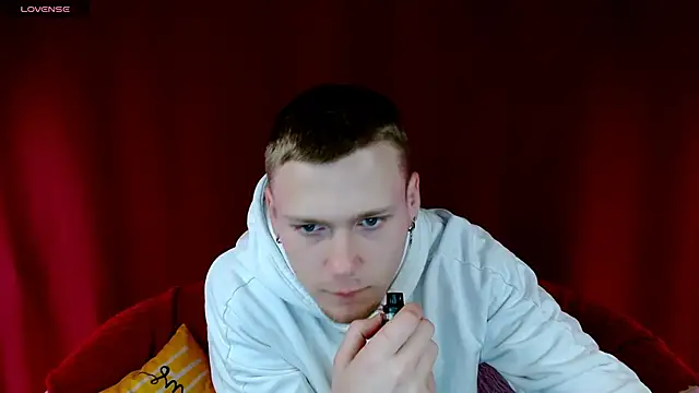 Xavier Night81 online show from 23, 10, 2025