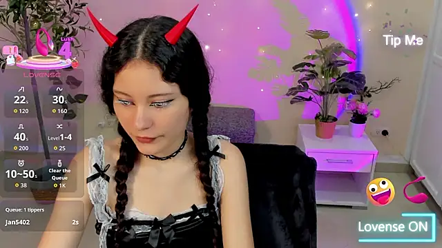 Snapshot of Krysten_Riter chatting on 11, 2, 2026 Krysten Riter online show from 11, 2, 2026