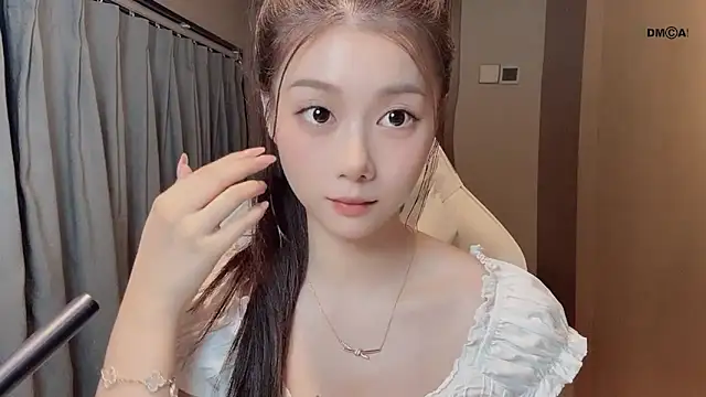 Makinghappymyself  online show from 4, 12, 2025