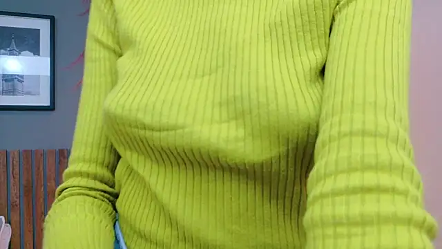 luna roja25 online show from 1, 10, 2025