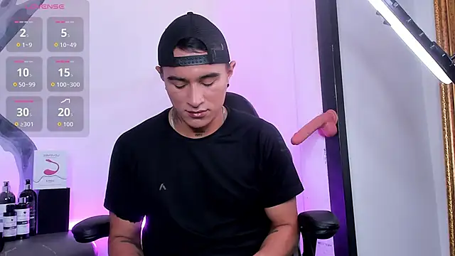 LiamDeep online show from 19, 10, 2025