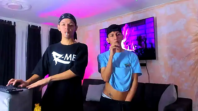 Snapshot of Marcus_and_Tony chatting on 18, 9, 2025 Marcus and Tony online show from 18, 9, 2025