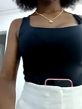 AmiraMorgan online show from 7, 10, 2025