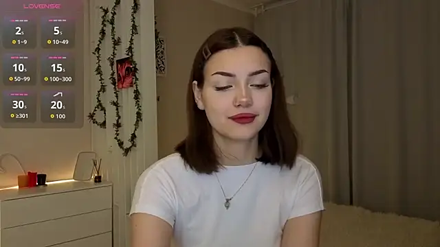 Snapshot of PurrrBerry chatting on 23, 11, 2025 PurrrBerry online show from 23, 11, 2025