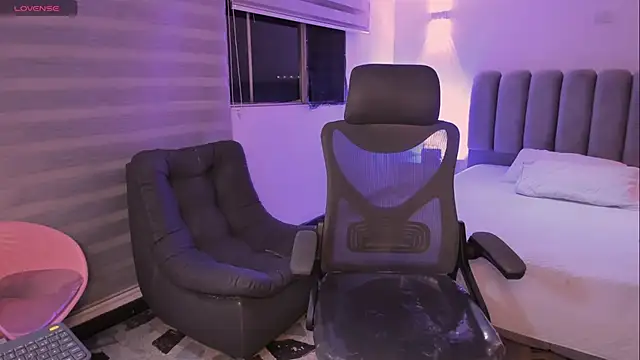 SkyThompson online show from 24, 10, 2025