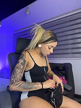 SkyThompson online show from 13, 11, 2025