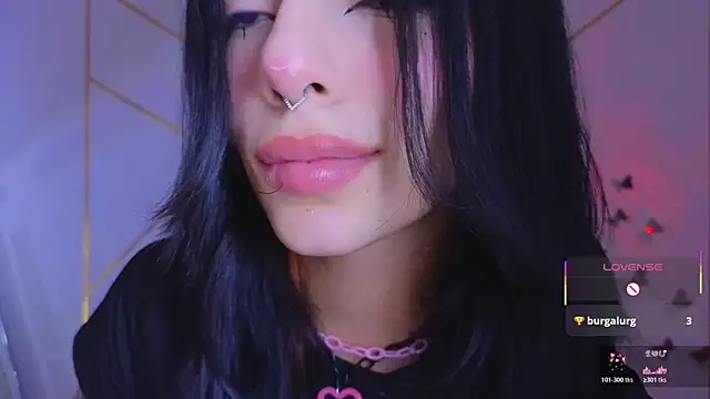 Snapshot of Hollyxx_ chatting on 6, 11, 2025 Hollyxx online show from 6, 11, 2025