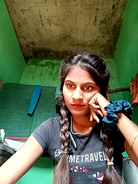 Snapshot of Jyoti_thakurr chatting on 4, 11, 2025 Jyoti thakurr online show from 4, 11, 2025