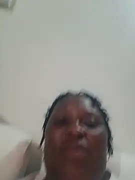 Snapshot of Mnach chatting on 11, 4, 2026 Mnach online show from 11, 4, 2026