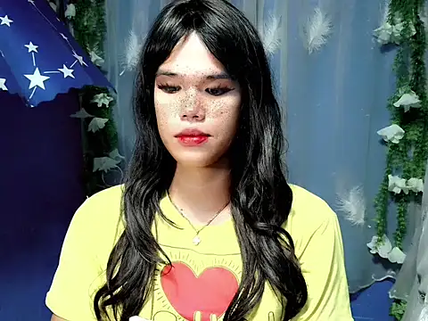 Snapshot of Kayra_Slut122 chatting on 11, 10, 2025 Kayra Slut122 online show from 11, 10, 2025