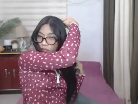 Snapshot of Kayra_Slut122 chatting on 3, 11, 2025 Kayra Slut122 online show from 3, 11, 2025