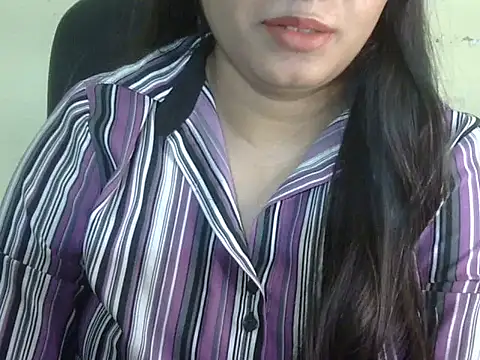 Aanya Hazel online show from 5, 10, 2025