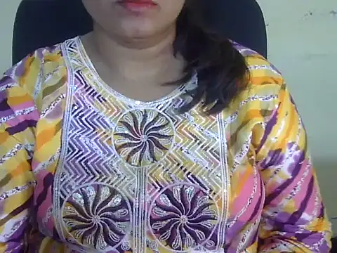 Aanya Hazel online show from 7, 10, 2025