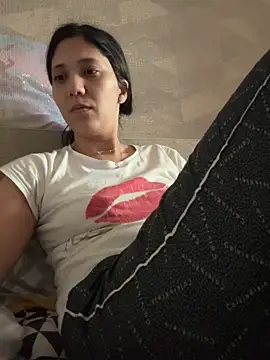 Snapshot of PrincessYYara chatting on 19, 10, 2025 PrincessYYara online show from 19, 10, 2025