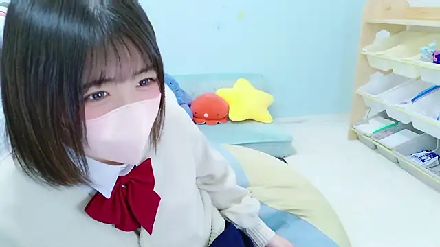 Hinata Sun online show from 16, 11, 2025