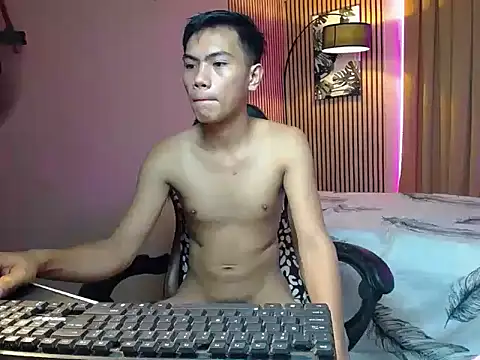 Snapshot of alex_cummer chatting on 22, 10, 2025 alex cummer online show from 22, 10, 2025