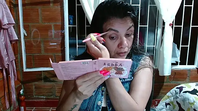 Milf Fantassyy online show from 9, 9, 2025