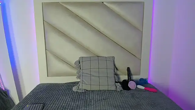 Snapshot of Andreacam_js chatting on 11, 9, 2025 Andreacam js online show from 11, 9, 2025