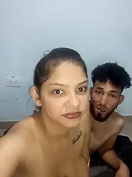 Snapshot of LunaAndOrion chatting on 3, 11, 2025 LunaAndOrion online show from 3, 11, 2025