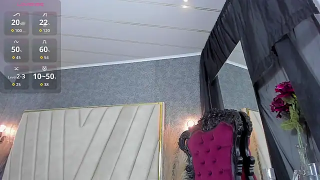 Snapshot of AlyssAlvarado chatting on 4, 10, 2025 AlyssAlvarado online show from 4, 10, 2025