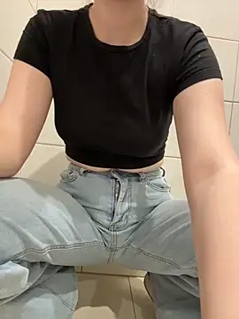 Cumonmme online show from 12, 11, 2025