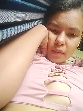 Snapshot of marisolcardona chatting on 12, 10, 2025 marisolcardona online show from 12, 10, 2025