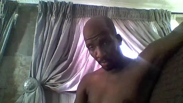 Snapshot of longdickson12345 chatting on 23, 11, 2025 longdickson12345 online show from 23, 11, 2025