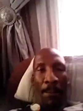 Snapshot of longdickson12345 chatting on 27, 11, 2025 longdickson12345 online show from 27, 11, 2025