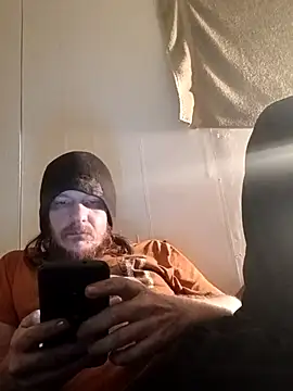 Poundtown1226 online show from 19, 2, 2026