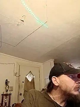 Poundtown1226 online show from 28, 2, 2026