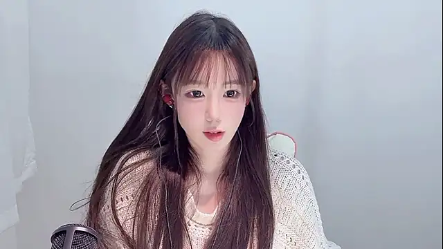 Xiao-runbao online show from 23, 10, 2025