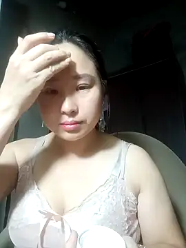 Snapshot of suki-lady chatting on 6, 11, 2025 suki-lady online show from 6, 11, 2025