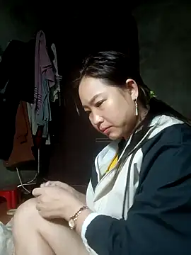 Snapshot of suki-lady chatting on 23, 11, 2025 suki-lady online show from 23, 11, 2025