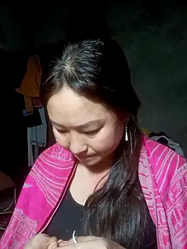 Snapshot of suki-lady chatting on 25, 11, 2025 suki-lady online show from 25, 11, 2025