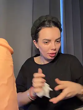 Snapshot of -RAHELA- chatting on 16, 10, 2025 -RAHELA- online show from 16, 10, 2025