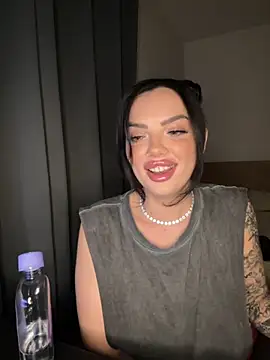 Snapshot of -RAHELA- chatting on 16, 11, 2025 -RAHELA- online show from 16, 11, 2025