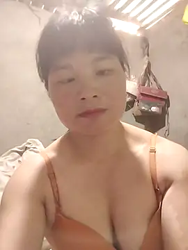 Snapshot of kute-00 chatting on 18, 9, 2025 kute-00 online show from 18, 9, 2025